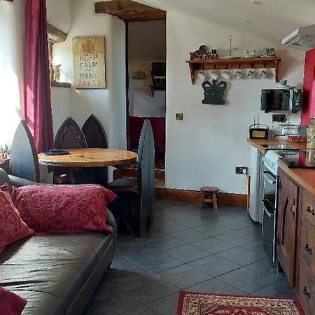 Peak District Cottage Set In 5 Acres Near Buxton Buxton  Exteriör bild